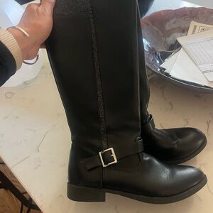 Stylish Black Kids Boots with Silver Accent